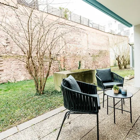 Bellabene Modernes Studio Apartment In Zentraler Lage Mit Terrasse, Parkplatz, Smarttv Pforzheim Exterior photo