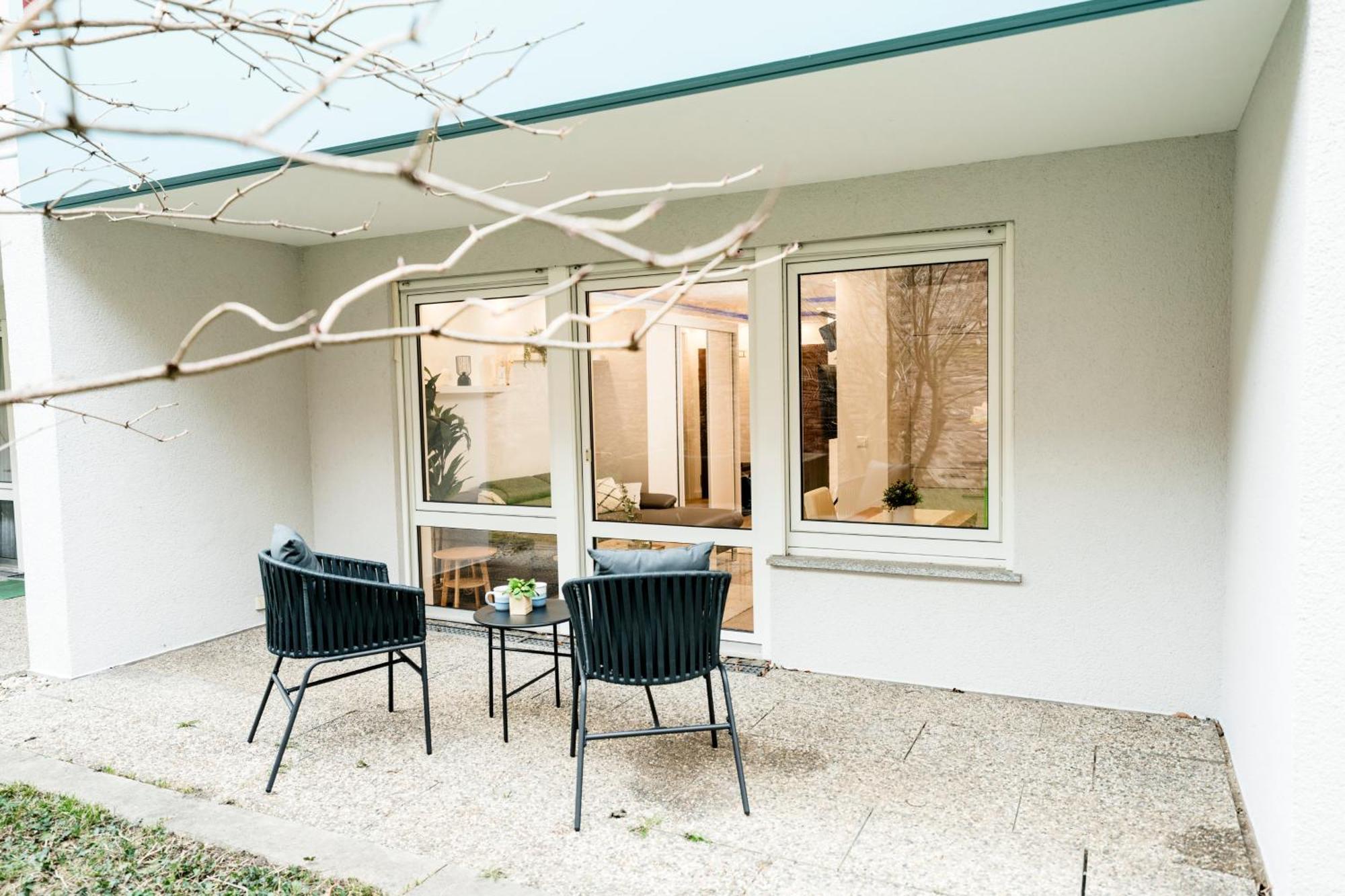 Bellabene Modernes In Zentraler Lage Mit Terrasse, Parkplatz, Smarttv Apartment Pforzheim